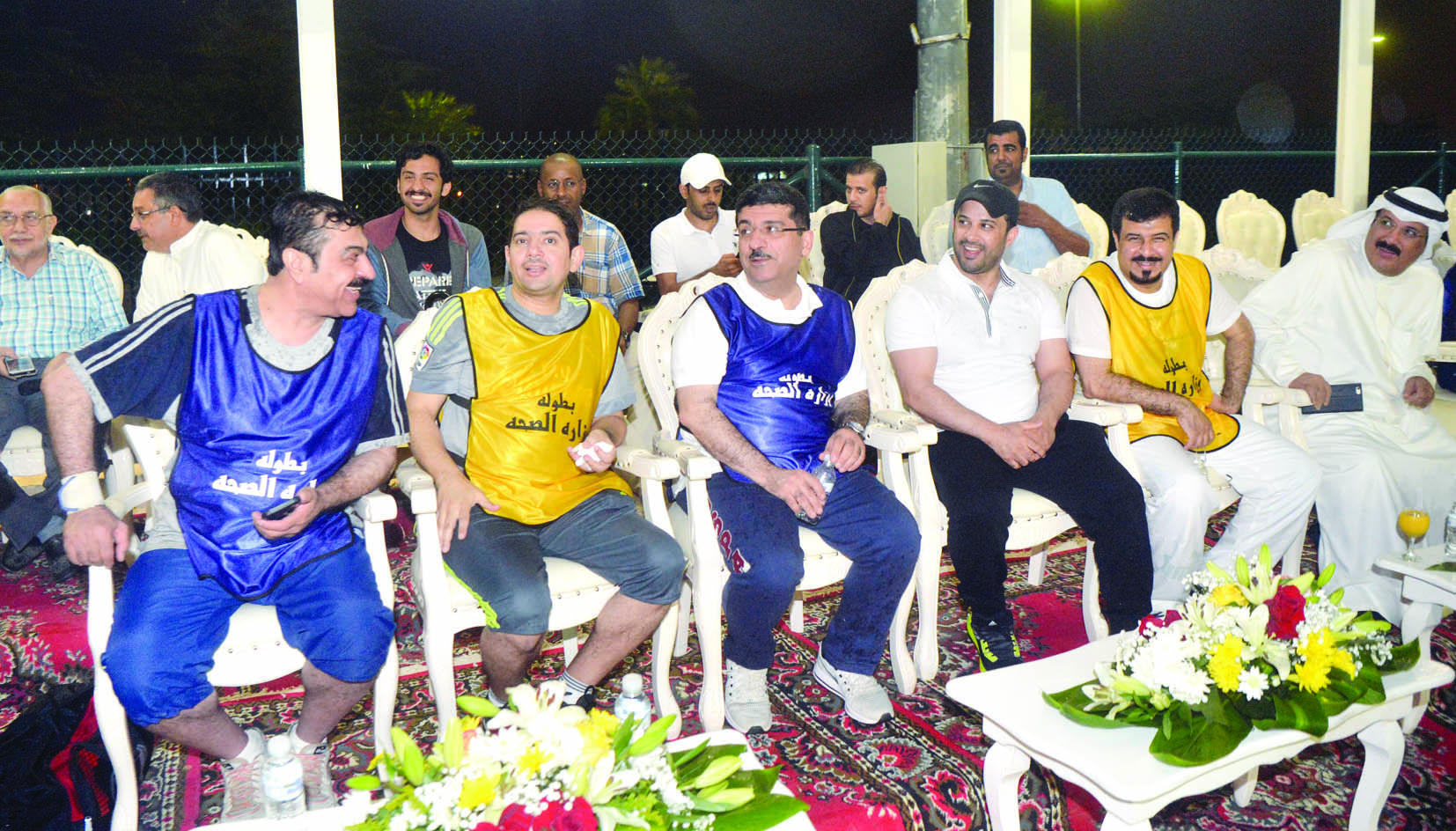 الوكيل وقيادات الوزارة يتابعون المباراة النهائية