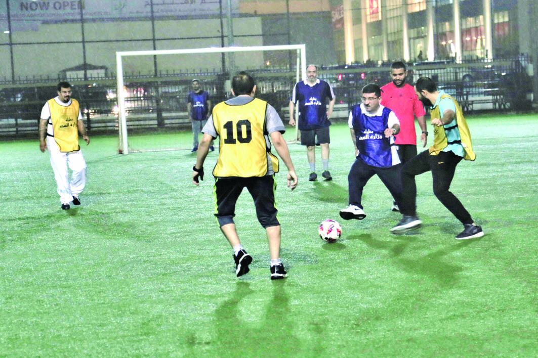 مصطفى رضا يستعرض مهاراته 