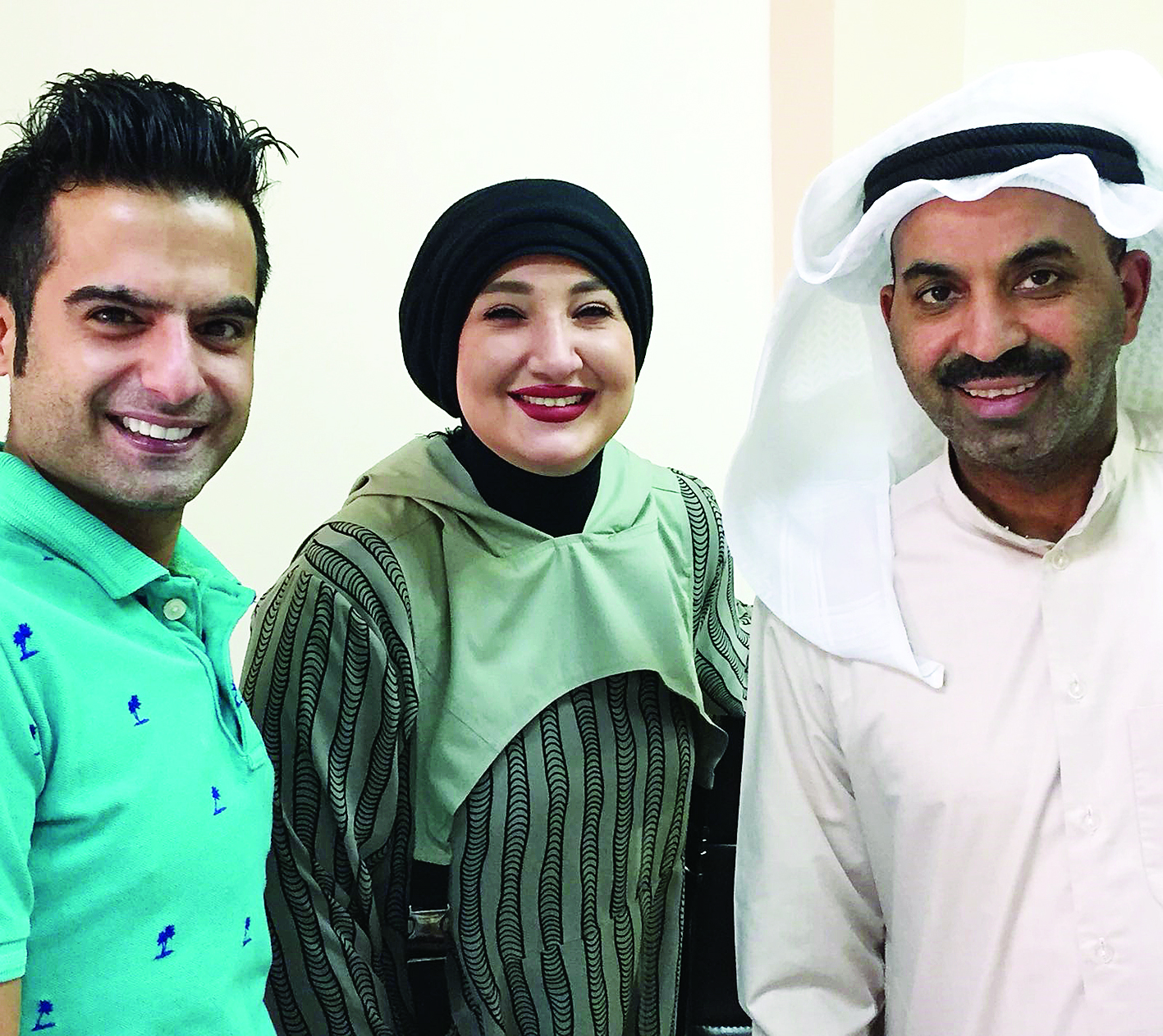 طارق العلي وسماح مع الزميل حمود العنزي