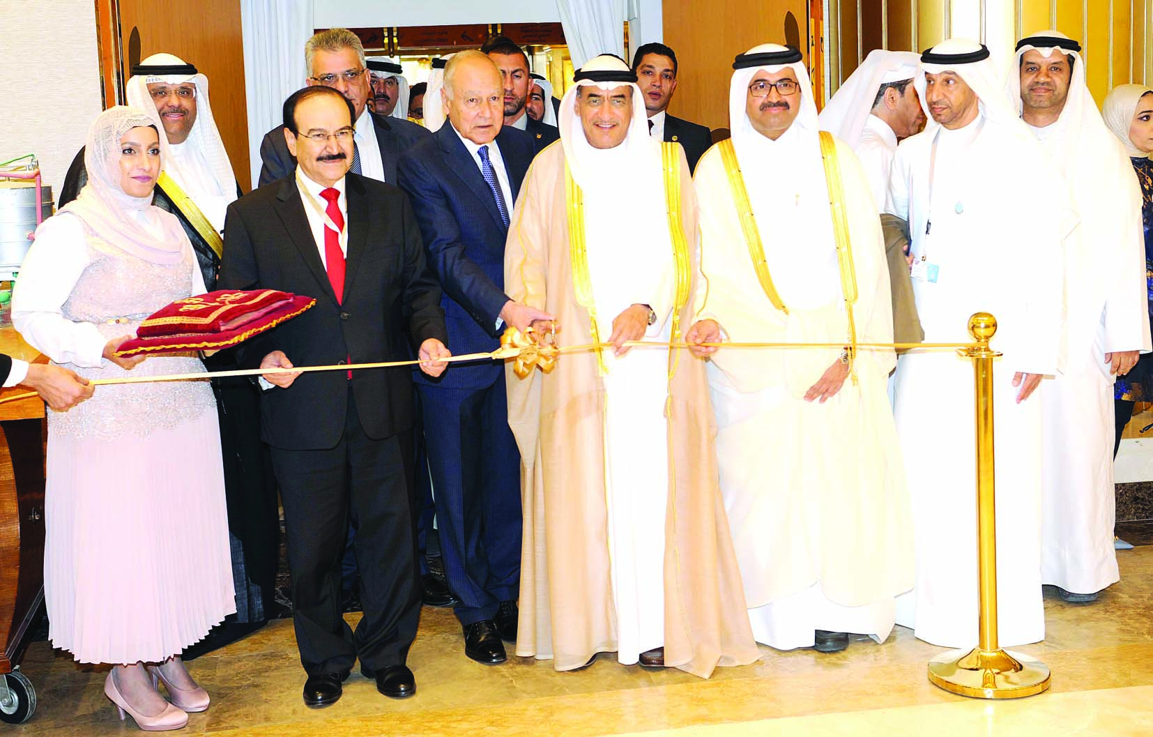 u0627u0644u0631u0634u064au062fu064a u0648u0623u0628u0648 u0627u0644u063au064au0637 u064au0641u062au062au062du0627u0646 u0645u0639u0631u0636u0627u064b u0645u0635u0627u062du0628u0627u064b u0644u0644u0645u0624u062au0645u0631