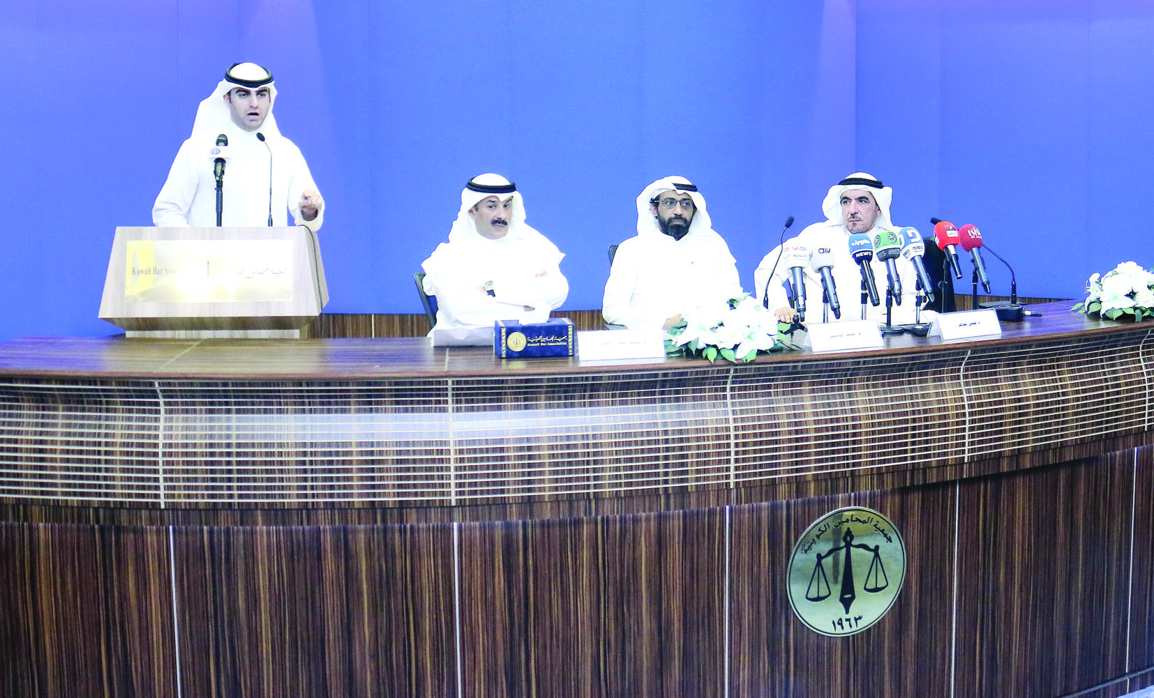 u0627u0644u0645u062au062du062fu062bu0648u0646 u0641u064a u0627u0644u0646u062fu0648u0629ttt (u062au0635u0648u064au0631 u0628u0633u0627u0645 u0632u064au062fu0627u0646)