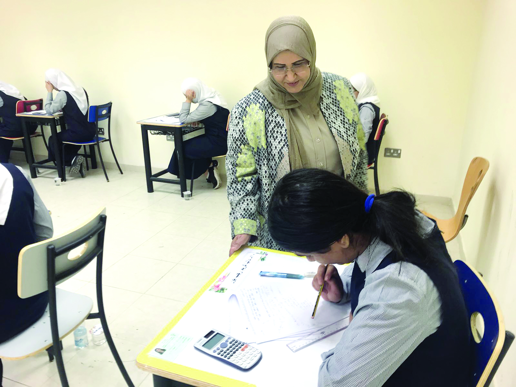 الخالدي تتابع الاختبارات في مدارس «جابر الأحمد»