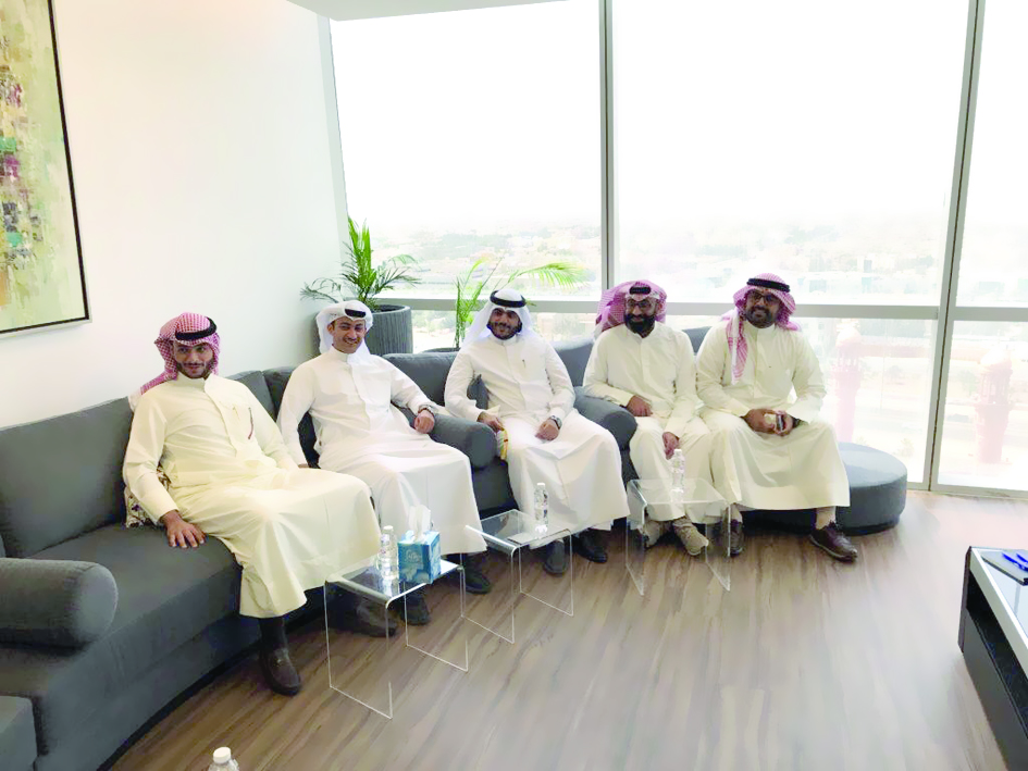 u0633u0644u0637u0627u0646 u0627u0644u0639u0635u064au062fu0627u0646 u0648u0631u0627u0634u062f u0627u0644u0641u0636u0627u0644u0629 u0648u0631u0627u0634u062f u0627u0644u0639u0646u0632u064a u0648u0645u0634u0627u0631u064a u0627u0644u0645u0637u064au0631u064a u0648u0639u0628u062fu0627u0644u0639u0632u064au0632 u0627u0644u0641u0636u0644u064a u0641u064a u0627u0646u062au0638u0627u0631 u0627u0644u062du0643u0645 u0635u0628u0627u062d u0623u0645u0633