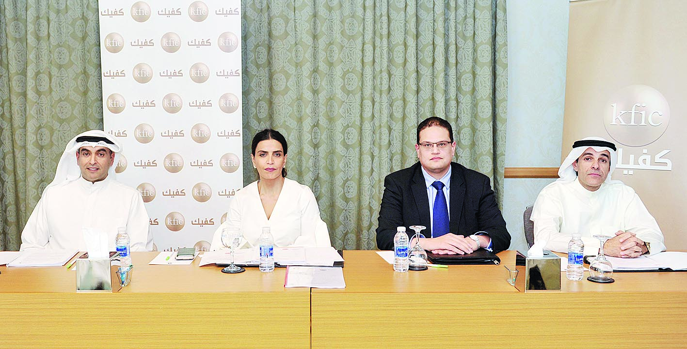 u0627u0644u063au0627u0646u0645 u0648u0627u0644u0628u062du0631 u062eu0644u0627u0644 u00abu0627u0644u0639u0645u0648u0645u064au0629u00bb t (u062au0635u0648u064au0631 u0633u0639u062f u0647u0646u062fu0627u0648u064a)