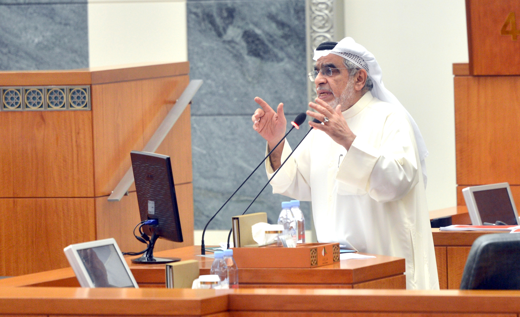 عبدالصمد يعرض تقرير لجنة الميزانيات عن تقديرات النفقات الرأسمالية