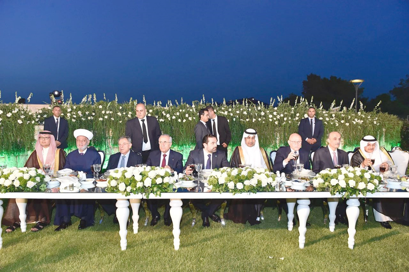 u0627u0644u062du0631u064au0631u064a u0645u062au0648u0633u0637u0627u064b u0645u0633u0624u0648u0644u064au0646 u0644u0628u0646u0627u0646u064au064au0646 u0648u0633u0639u0648u062fu064au064au0646 u0641u064a u0645u0623u062fu0628u0629 u0627u0644u0625u0641u0637u0627u0631 u0627u0644u062au064a u0623u0642u0627u0645u062au0647u0627 u0627u0644u0633u0641u0627u0631u0629 u0627u0644u0633u0639u0648u062fu064au0629 u0641u064a u0628u064au0631u0648u062a u063au0631u0648u0628 u0623u0648u0644 u0645u0646 u0623u0645u0633 t(u0627u0644u0648u0643u0627u0644u0629 u0627u0644u0648u0637u0646u064au0629)