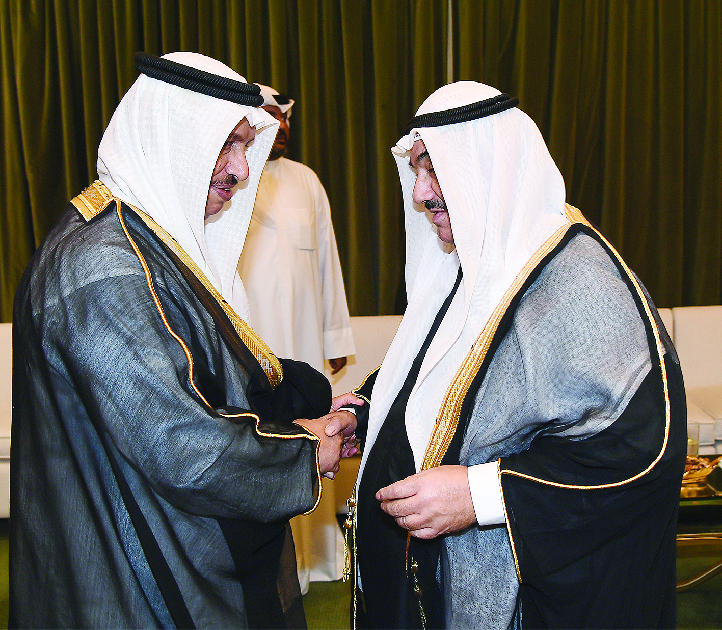 ناصر المحمد مباركاً