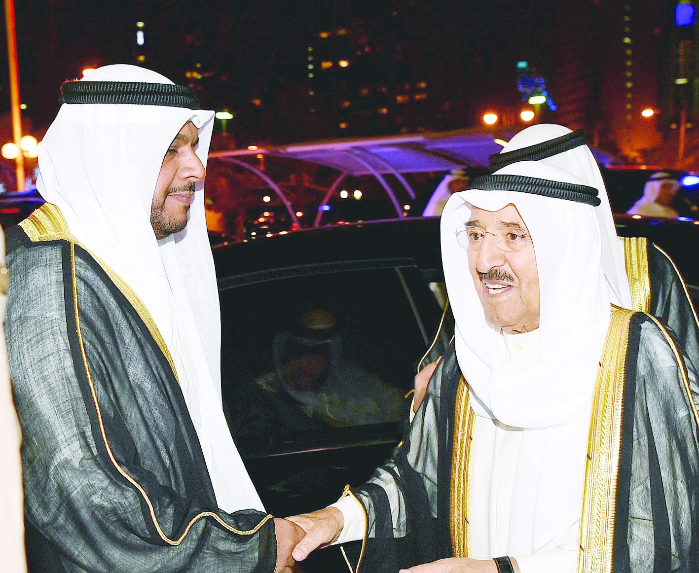 ... وأحمد المنصور 