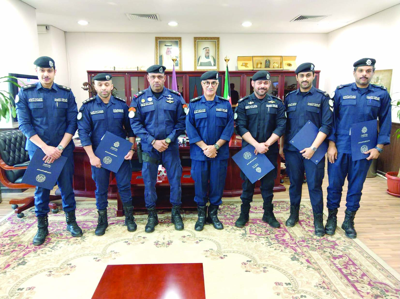 الطراح متوسطاً المشاركين في ضبط المتهمين