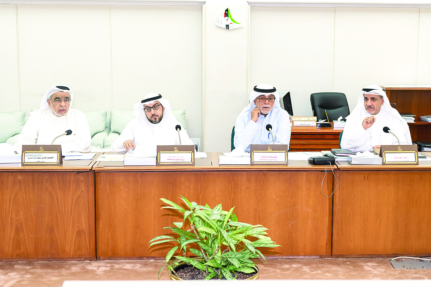 u062eu0648u0631u0634u064au062f u0645u062au0631u0626u0633u0627 u0627u062cu062au0645u0627u0639 u0627u0644u0644u062cu0646u0629 u0627u0644u0645u0627u0644u064au0629