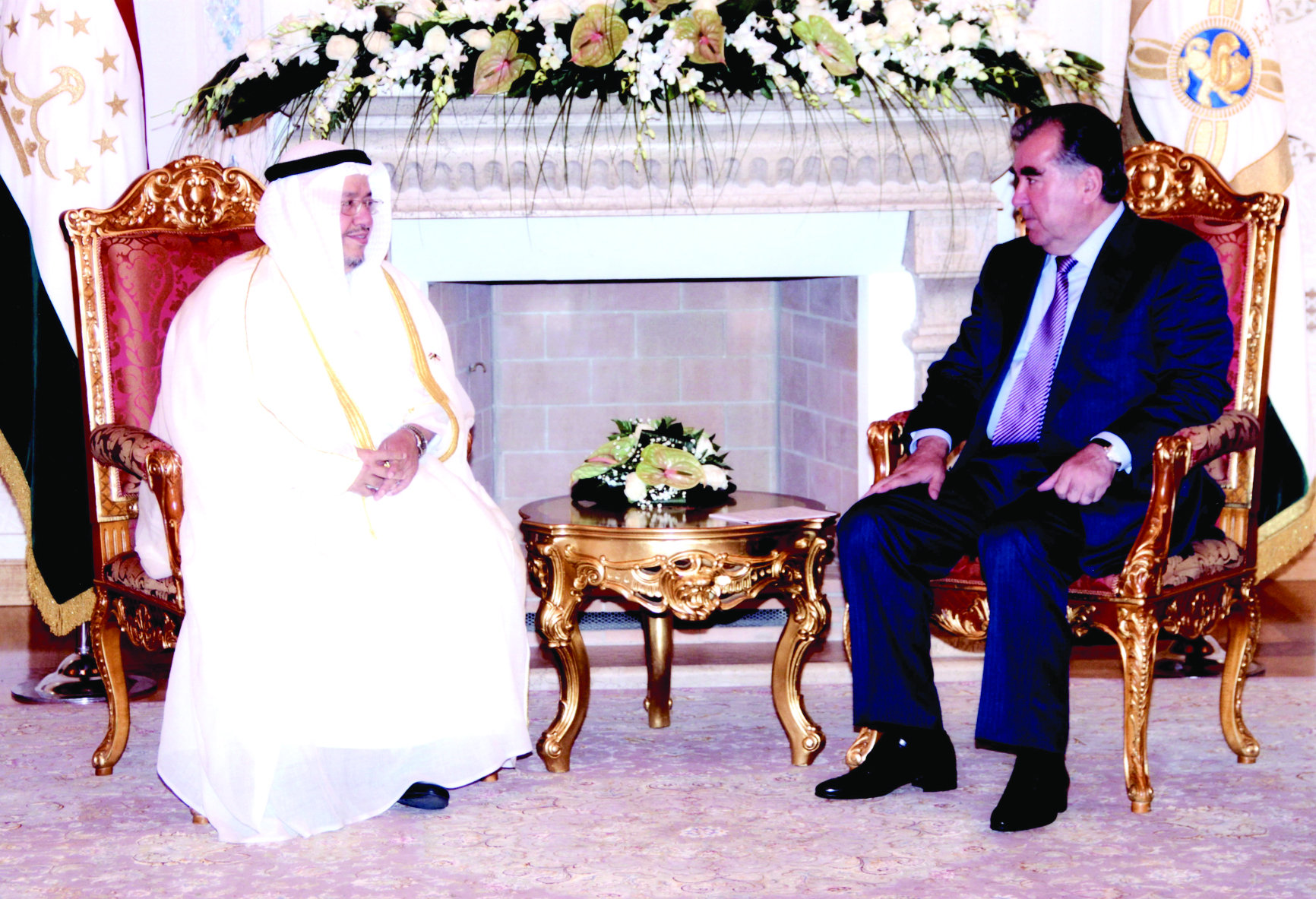 الفلاح مع رئيس طاجيكستان إمام علي رحمن