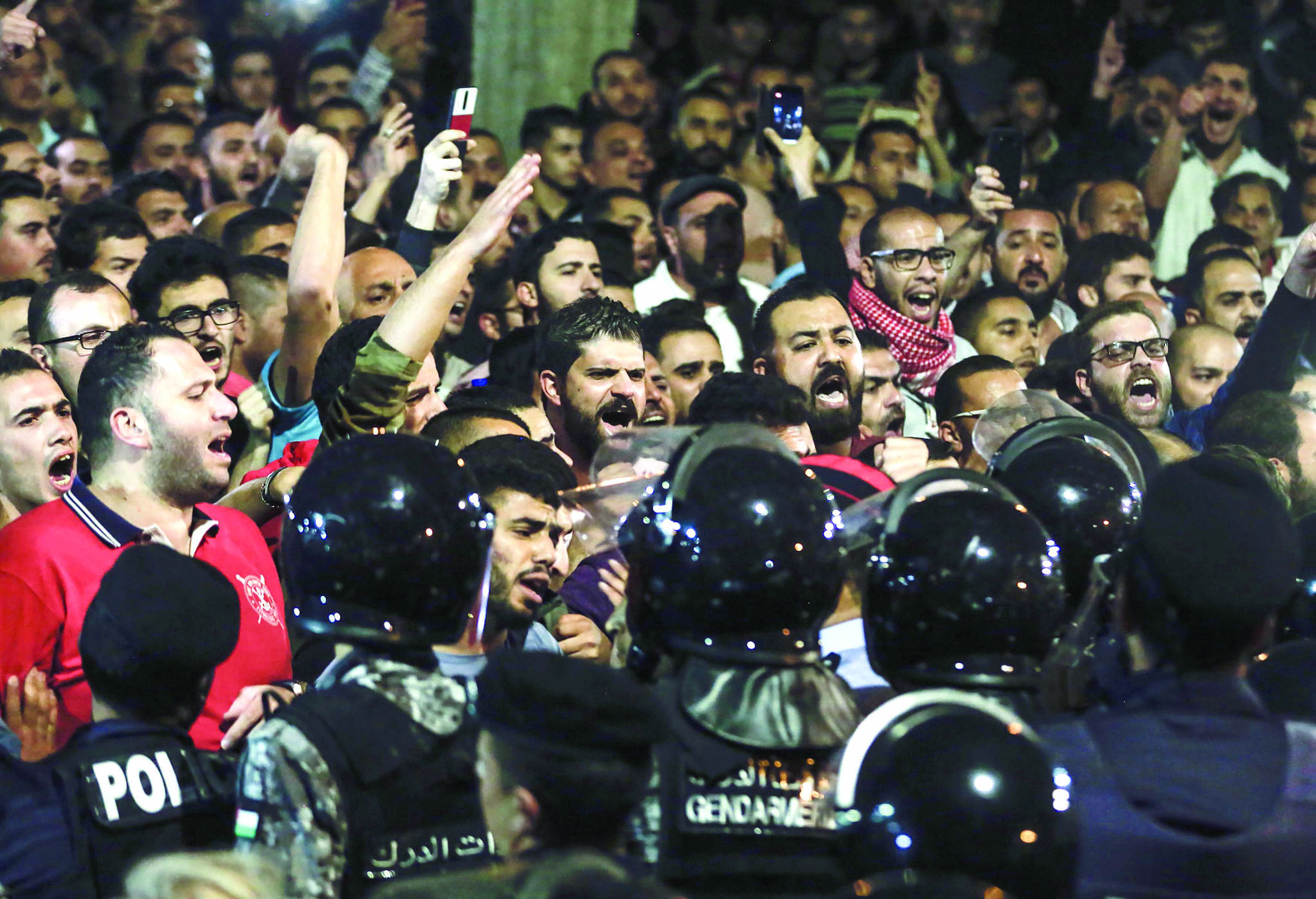 u0627u062du062au062cu0627u062cu0627u062a u063au0627u0636u0628u0629 u0644u064au0644 u0623u0648u0644 u0645u0646 u0623u0645u0633 u0623u0645u0627u0645 u0645u0642u0631 u0627u0644u062du0643u0648u0645u0629 u0627u0644u0623u0631u062fu0646u064au0629 u0641u064a u0639u0645u0651u0627u0646t (u0627 u0641 u0628)