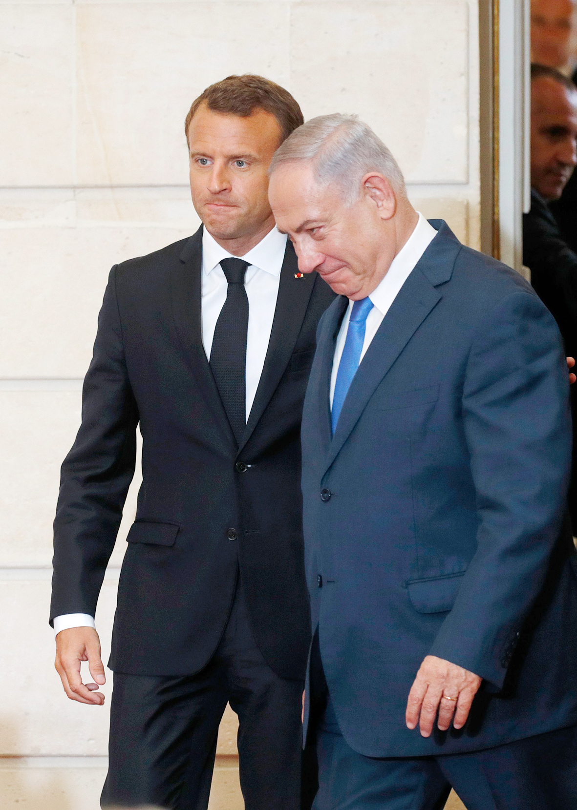 u0645u0627u0643u0631u0648u0646 u0648u0646u062au0646u064au0627u0647u0648 u062eu0644u0627u0644 u0644u0642u0627u0626u0647u0645u0627 u0641u064a u0628u0627u0631u064au0633 u0623u0648u0644 u0645u0646 u0623u0645u0633 t(u0627 u0641 u0628)