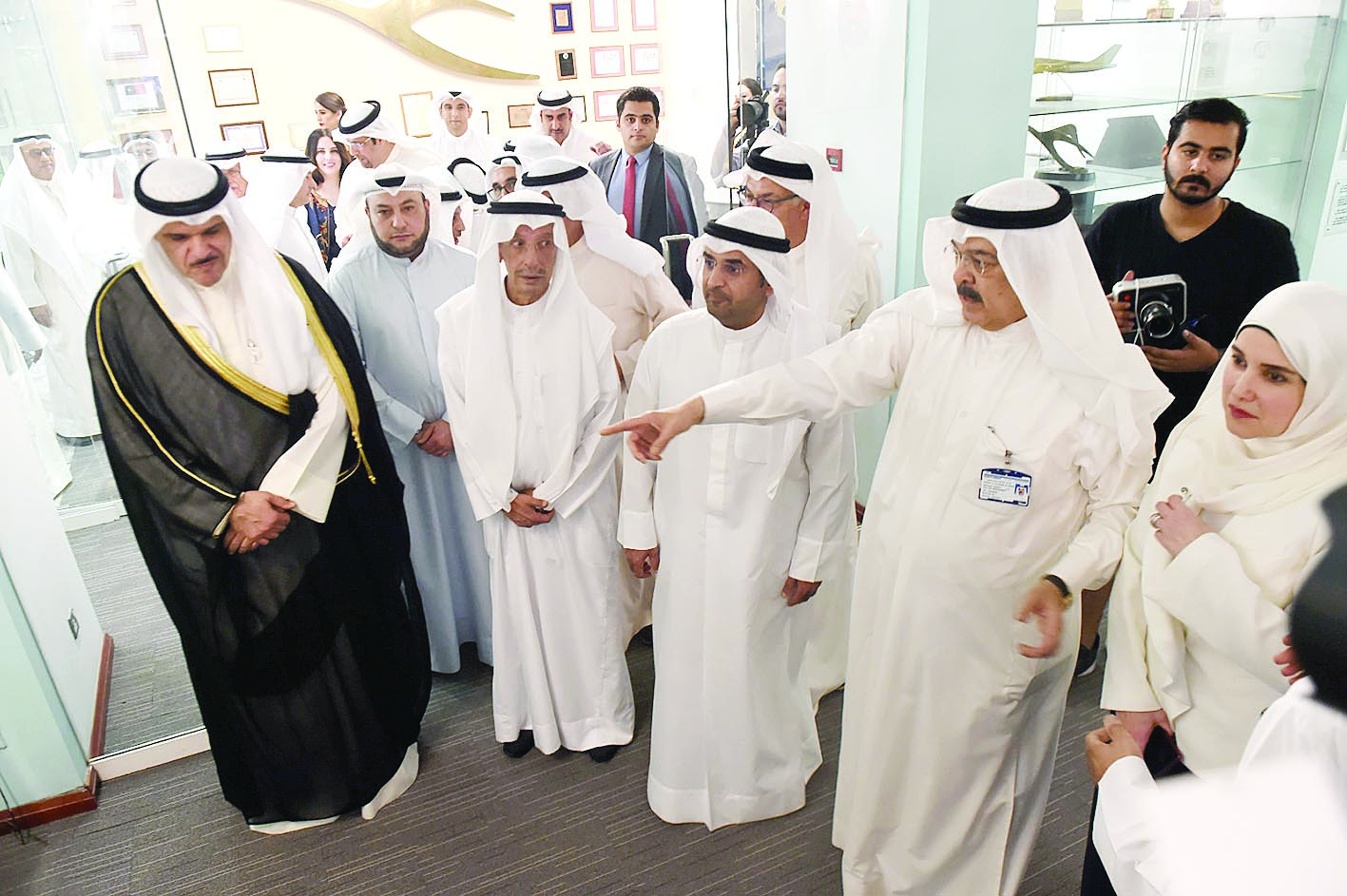 u062cu0627u0646u0628 u0645u0646 u0627u0644u062cu0648u0644u0629