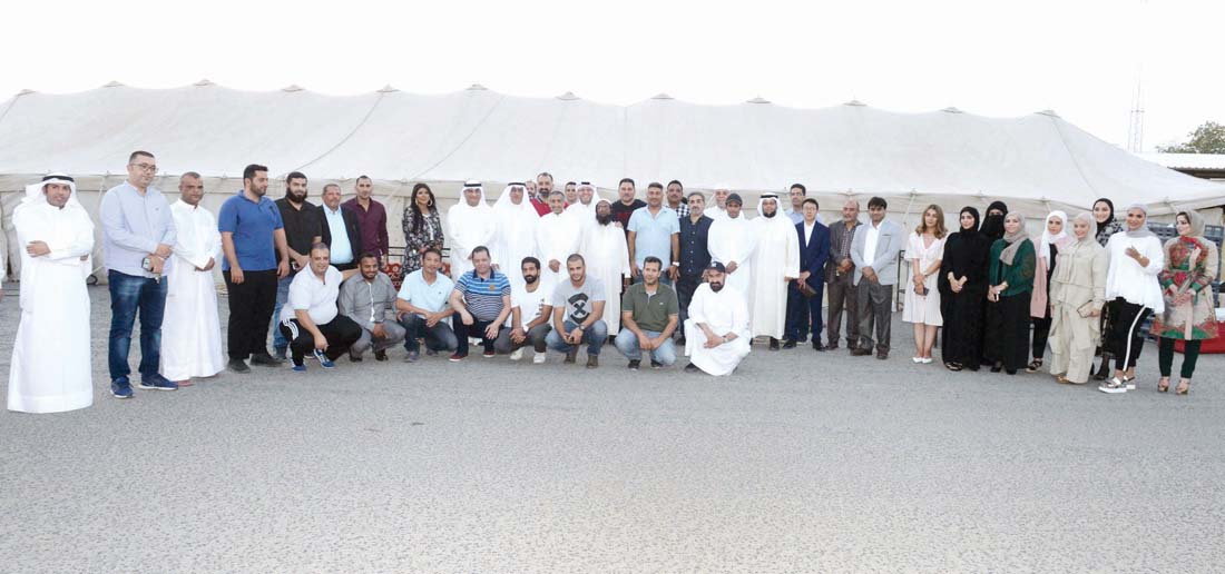 u0627u0644u0646u0648u0631u064a u064au062au0648u0633u0637 u0639u062fu062fu0627 u0645u0646 u0627u0644u0639u0627u0645u0644u064au0646 u0641u064a u0642u0637u0627u0639 u0627u0644u0646u0642u0644                                              t          (u062au0635u0648u064au0631 u0632u0643u0631u064au0627 u0639u0637u064au0629)