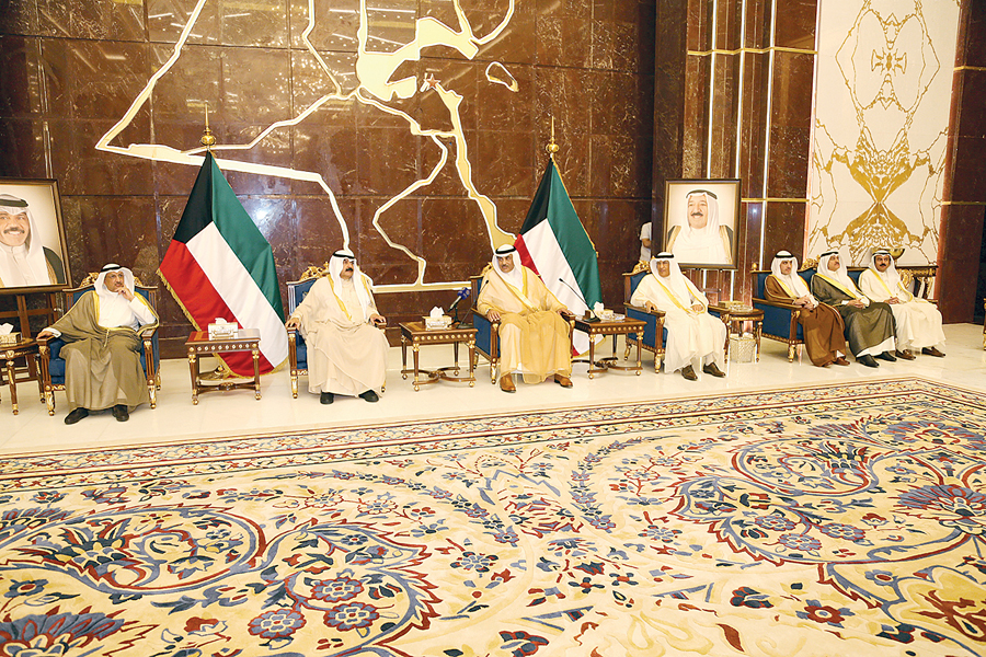 صباح الخالد والجارالله وكبار مسؤولي «الخارجية» خلال حفل أداء القسم