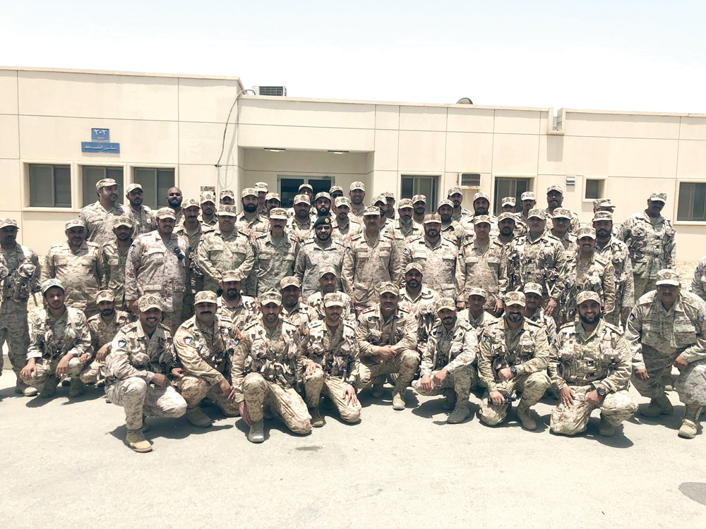 u0631u0626u064au0633 u0627u0644u0623u0631u0643u0627u0646 u0645u0639 u0631u062cu0627u0644 u0627u0644u0642u0648u0629