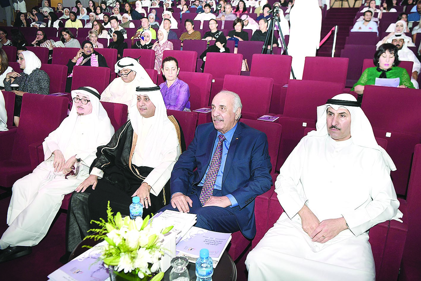 u0627u0644u0633u0646u0639u0648u0633u064a u0648u0627u0644u062fu0648u064au0634 u064au062au0642u062fu0645u0627u0646 u0627u0644u062du0636u0648u0631 t(u062au0635u0648u064au0631 u0633u0639u062f u0647u0646u062fu0627u0648u064a)