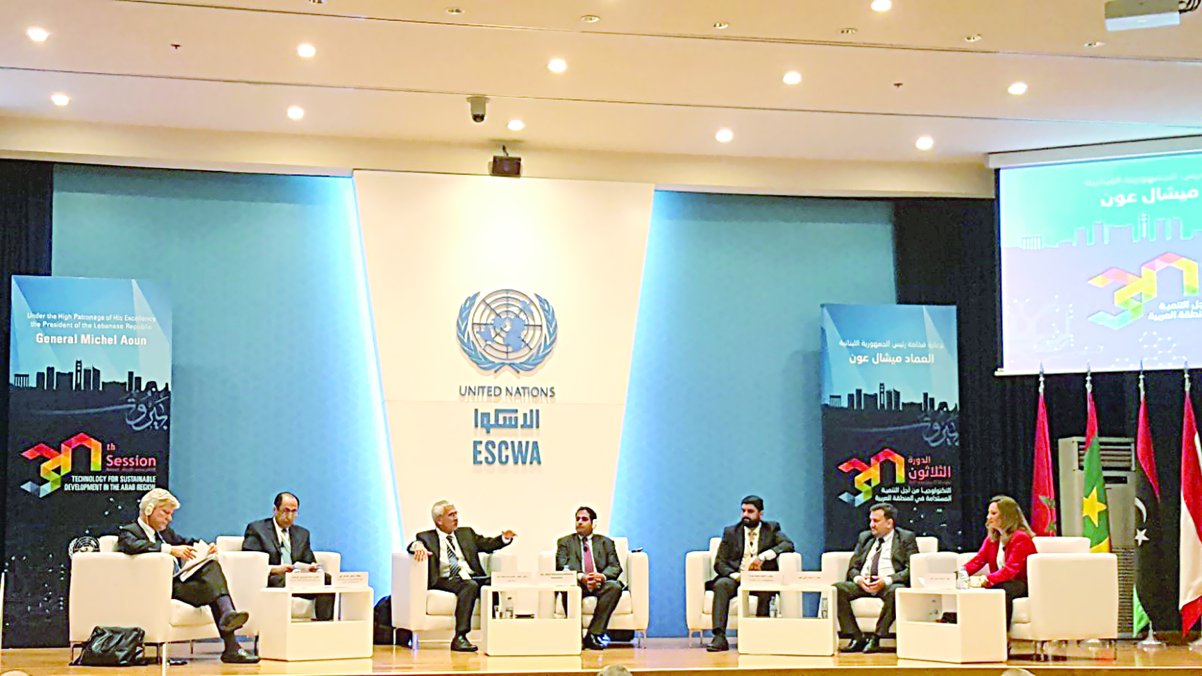 u0634u0647u0627u0628 u0627u0644u062fu064au0646 u0645u0634u0627u0631u0643u0627u064b u0641u064a u0627u0644u062du0644u0642u0629 u0627u0644u0646u0642u0627u0634u064au0629