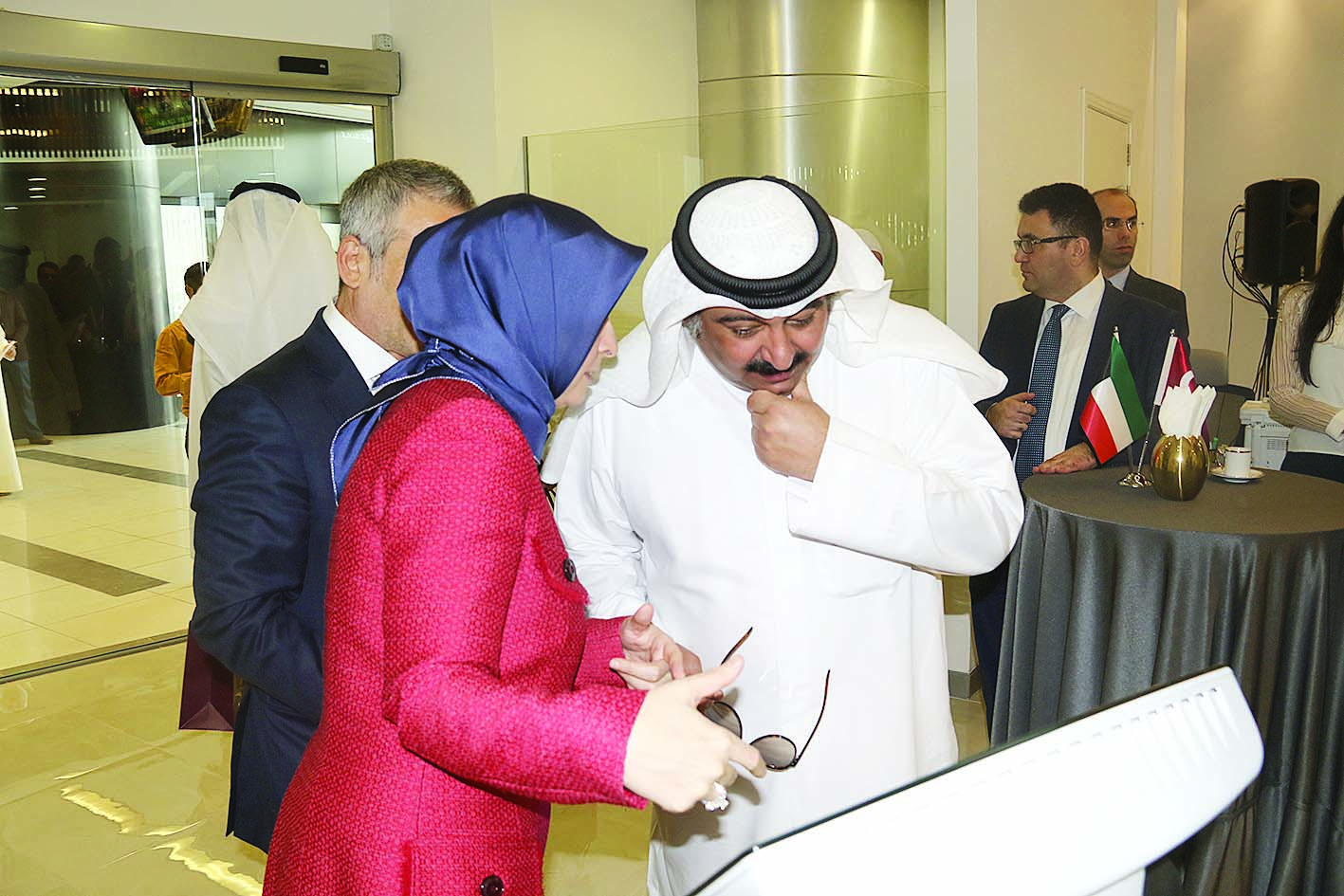 كويتاك تشرح للخبيزي آلية العمل