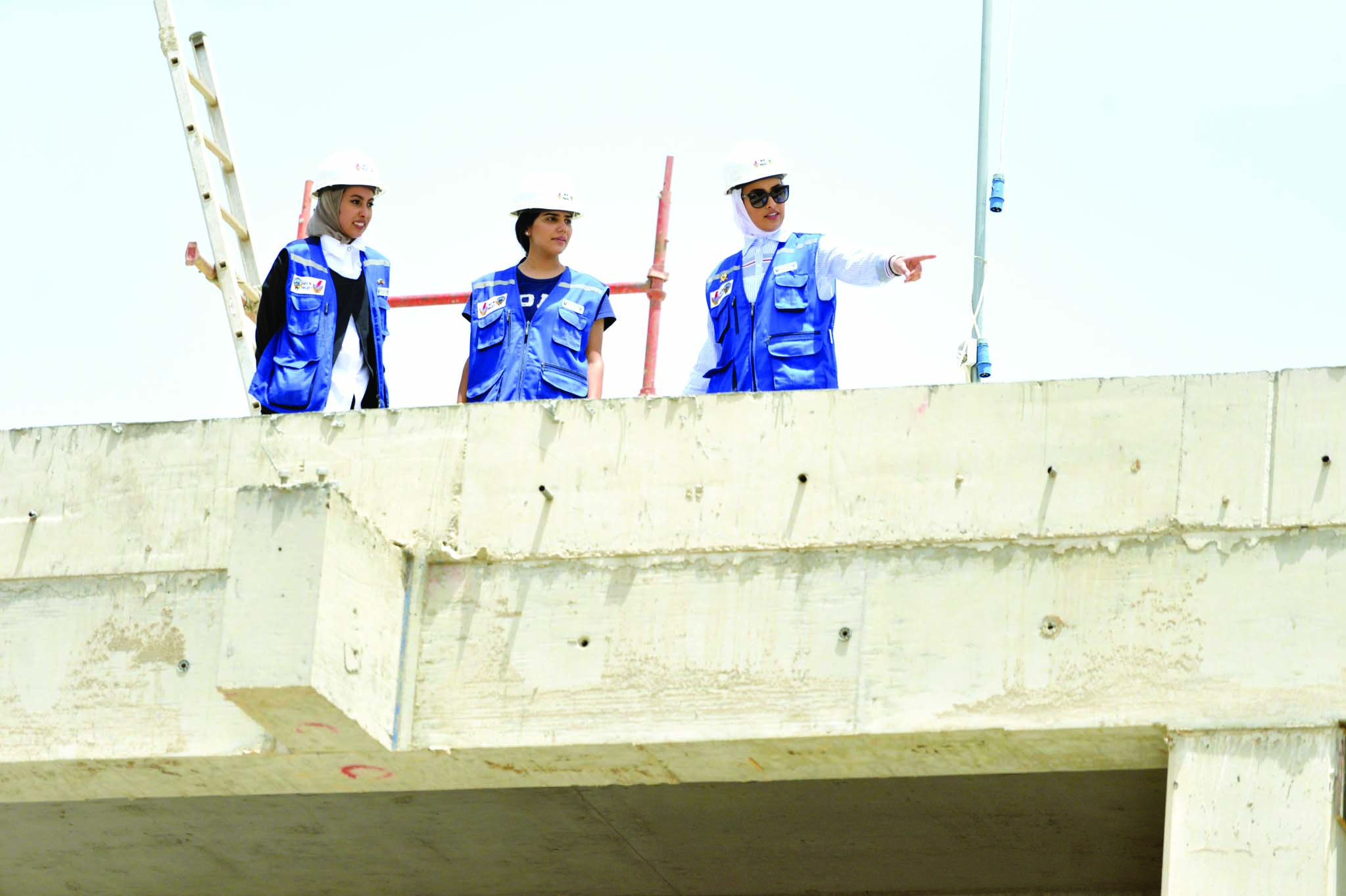 متابعة من علٍ 