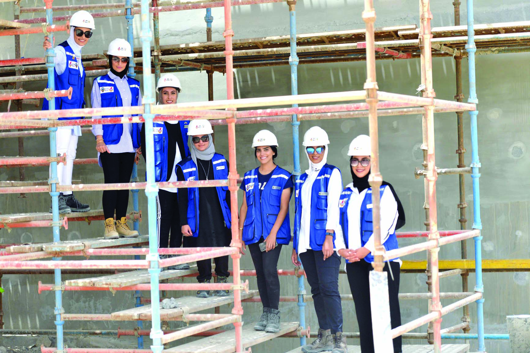 u0645u0647u0646u062fu0633u0627u062a u00abu0627u0644u0643u0647u0631u0628u0627u0621u00bb  u0642u0647u0631u0646 u062fu0631u062cu0629 u0627u0644u0640 50 u0645u0626u0648u064au0629