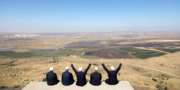 u0631u062cu0627u0644 u062fu0631u0648u0632 u064au0631u0627u0642u0628u0648u0646 u0627u0644u062cu0627u0646u0628 u0627u0644u0633u0648u0631u064a u0645u0646 u0647u0636u0628u0629 u0627u0644u062cu0648u0644u0627u0646 u0627u0644u0645u062du062au0644u0629t (u0631u0648u064au062au0631u0632)