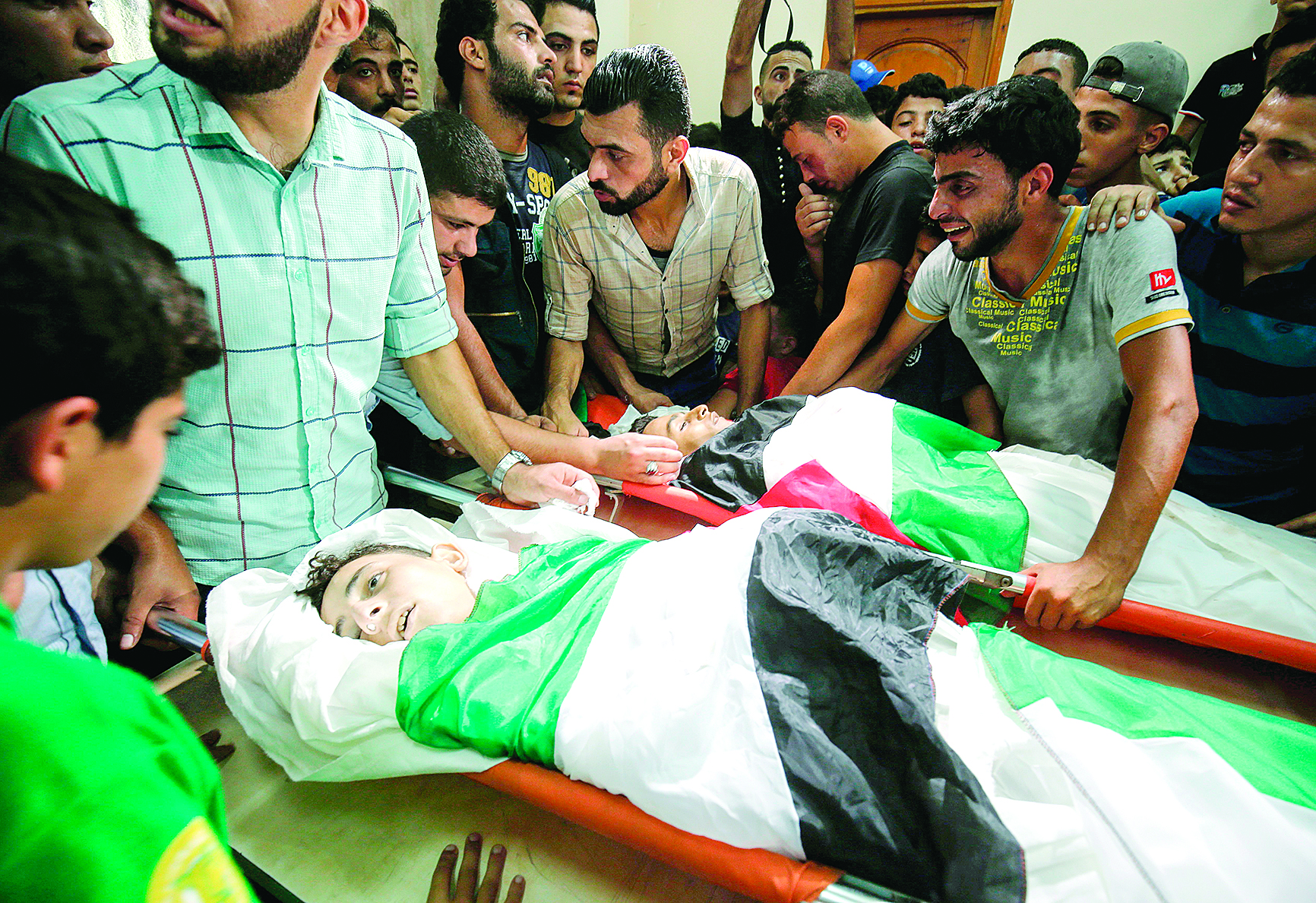 u062au0634u064au064au0639 u0637u0641u0644u064au0646 u0627u0633u062au0634u0647u062fu0627 u0628u063au0627u0631u0629 u0625u0633u0631u0627u0626u064au0644u064au0629 u0623u0648u0644 u0645u0646 u0623u0645u0633 u0641u064a u063au0632u0629t (u0623 u0641 u0628)