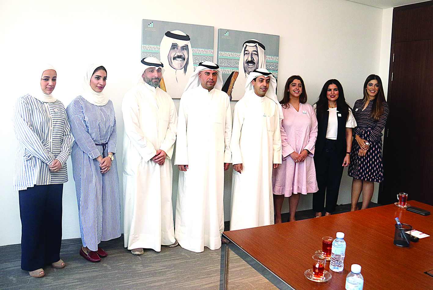 u0627u0644u0633u0628u064au0639u064a u0648u0627u0644u0639u0648u0636u064a u0648u0645u0648u0638u0641u0648 u0627u0644u0648u0632u0627u0631u0629 u0648u0627u0644u0634u0631u0643u0629 u0628u0639u062f u062au0648u0642u064au0639 u0627u0644u0639u0642u062f(u062au0635u0648u064au0631 u0628u0633u0627u0645 u0632u064au062fu0627u0646)