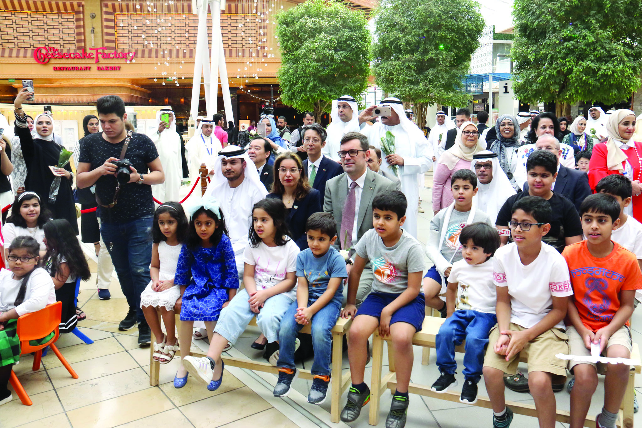 متابعة شعبية وديبلوماسية لفعاليات ركن «شقردي» بالمعرض