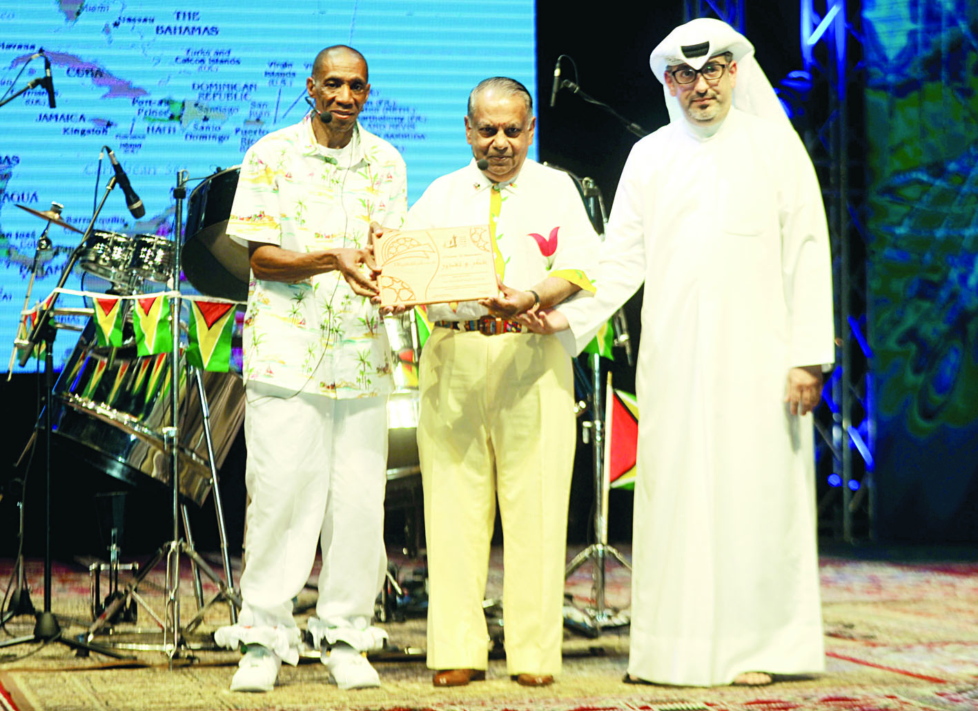 u0627u0644u0633u0641u064au0631 u0634u0645u064au0631 u0639u0644u064a u0648u0645u062fu064au0631 u0627u0644u0645u0647u0631u062cu0627u0646 u064au0643u0631u0651u0645u0627u0646 u0645u0627u064au0643u0644 