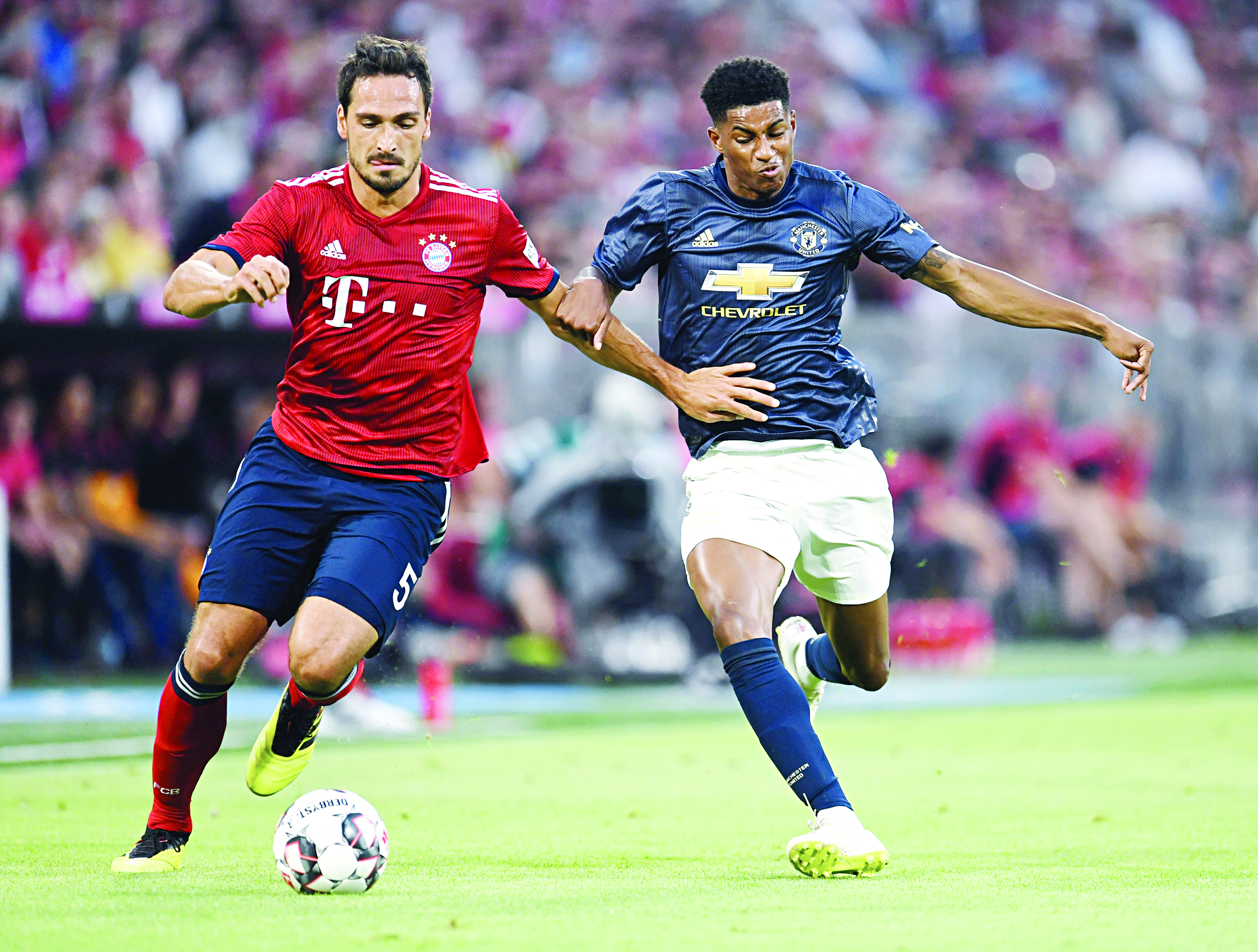 u0631u0627u0634u0641u0648u0631u062f u0644u0627u0639u0628 u0645u0627u0646u0634u0633u062au0631 u064au0648u0646u0627u064au062au062f u0641u064a u0633u0628u0627u0642 u0639u0644u0649 u0627u0644u0643u0631u0629 u0645u0639 u0645u0627u062au0633 u0647u0648u0645u064au0644u0632 u0644u0627u0639u0628 u0628u0627u064au0631u0646 u0645u064au0648u0646u064au062et (u0631u0648u064au062au0631u0632)