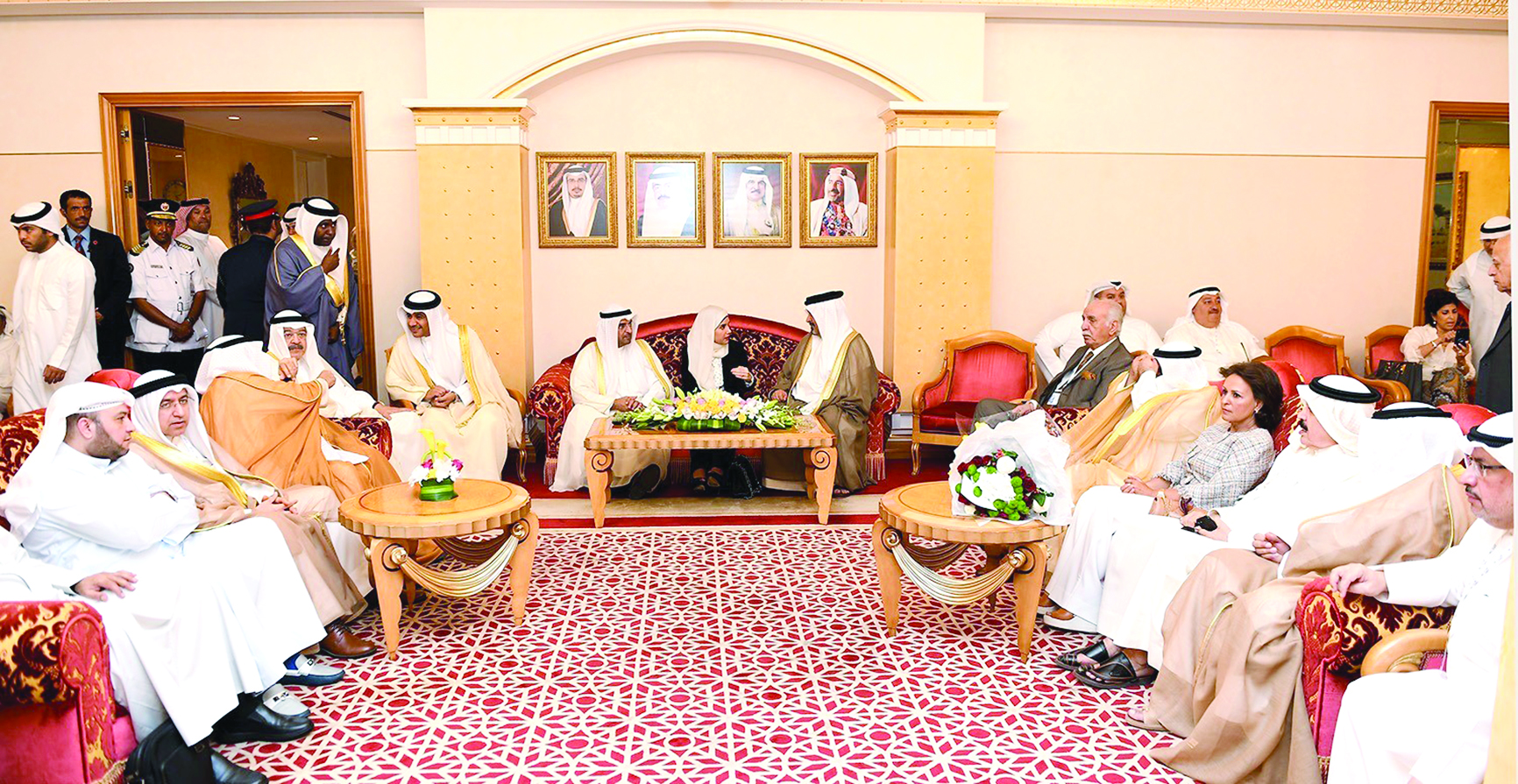 حفاوة بالغة