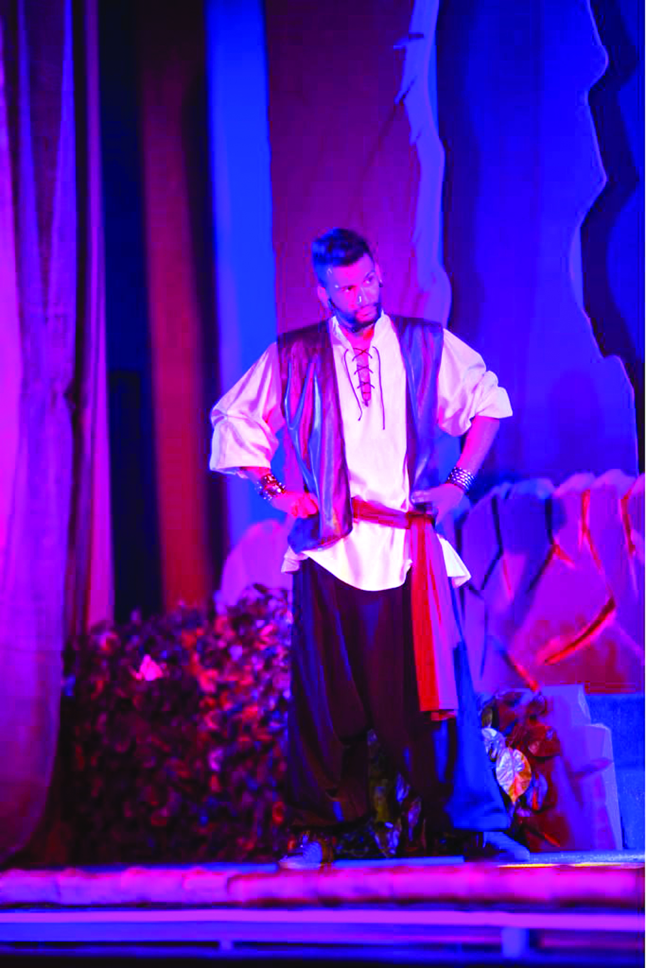 u0633u0639u0648u062f u0628u0648u0639u0628u064au062f u0641u064a u0645u0634u0647u062f u0645u0646 u0645u0633u0631u062du064au0629 u00abu0645u0645u0648u0627u0646u0627u00bb