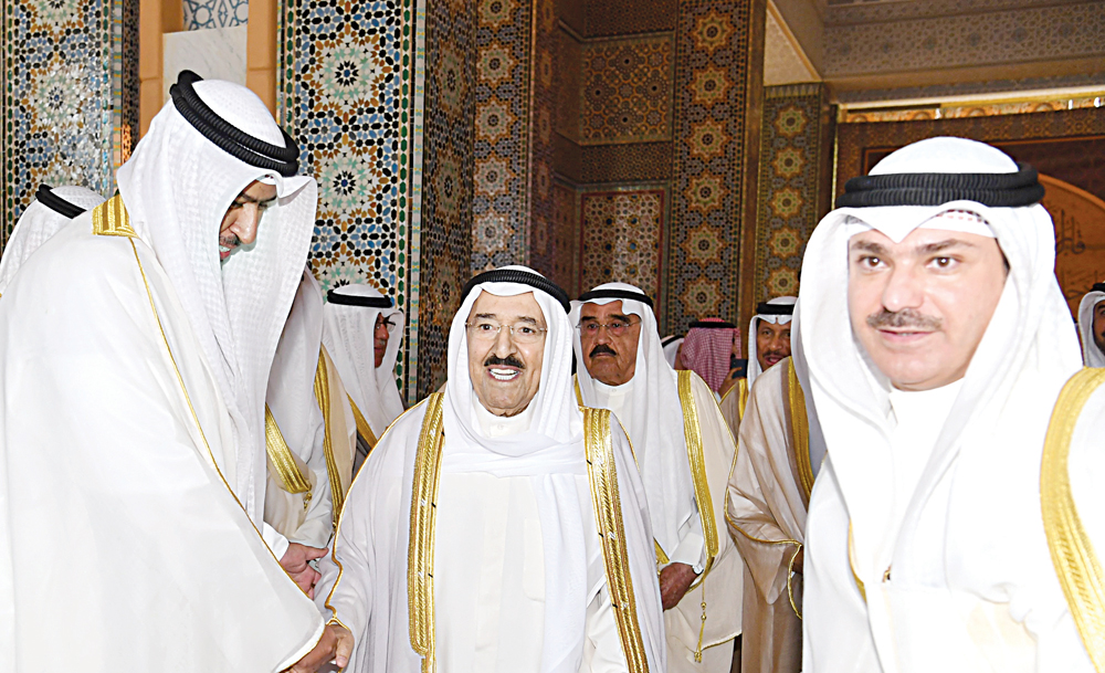 u0635u0627u062du0628 u0627u0644u0633u0645u0648 u0644u062fu0649 u0648u0635u0648u0644u0647 u0625u0644u0649 u0627u0644u0645u0633u062cu062f u0627u0644u0643u0628u064au0631 u0645u0635u0627u0641u062du0627u064b u0648u0632u064au0631 u0627u0644u0623u0648u0642u0627u0641 u0641u0647u062f u0627u0644u0639u0641u0627u0633u064a