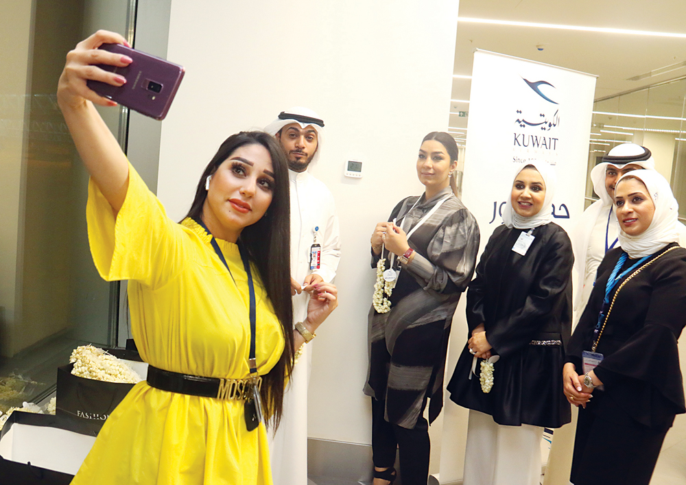 سيلفي للجنة استقبال الحجاج 