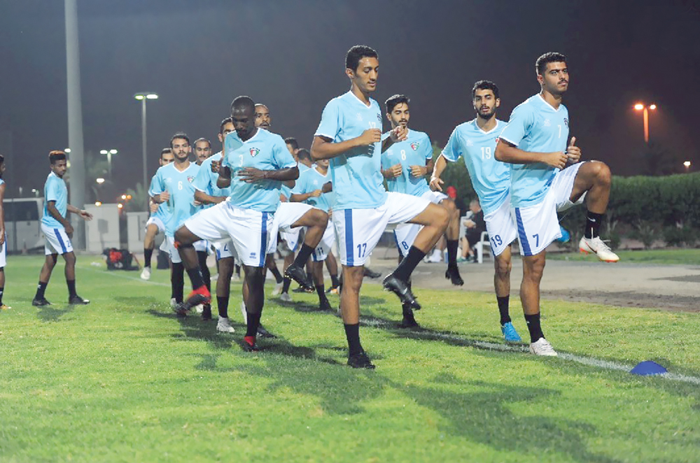 u0628u062fu0631 u0637u0627u0631u0642 u0648u0641u0648u0627u0632 u0639u0627u064au0636 u064au062au0642u062fu0645u0627u0646 u0644u0627u0639u0628u064a u0627u0644u0645u0646u062au062eu0628 u0627u0644u0623u0648u0644u0645u0628u064a u0641u064a u0627u0644u062au062fu0631u064au0628u0627u062a u0627u0644u0623u062eu064au0631u0629 