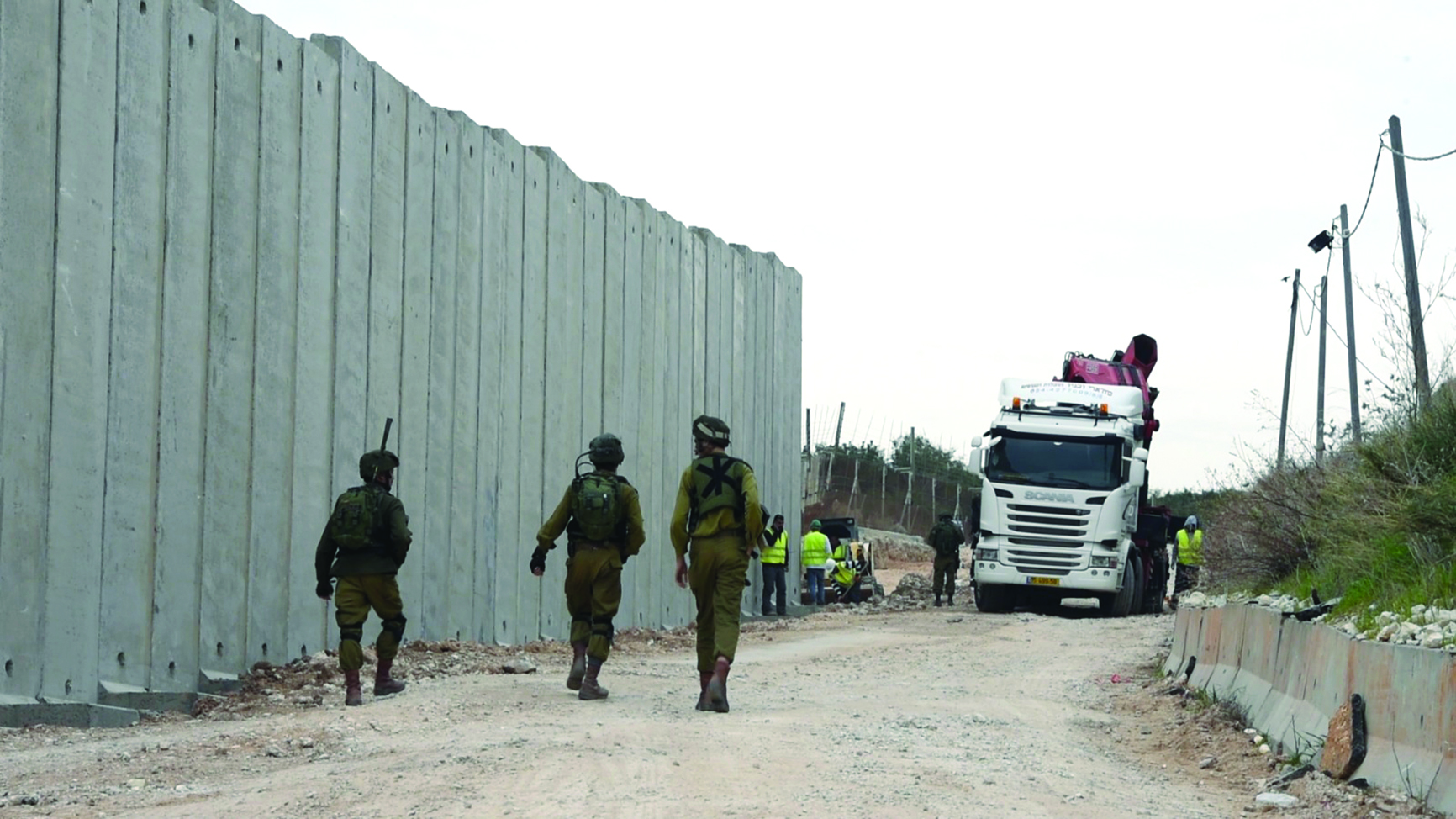 u062cu0646u0648u062f u0625u0633u0631u0627u0626u064au0644u064au0648u0646 u0648u0623u0639u0645u0627u0644 u0628u0646u0627u0621 u0641u064a u0627u0644u062cu062fu0627u0631 u0627u0644u062du062fu0648u062fu064a u0645u0639 u0644u0628u0646u0627u0646t(u062eu0627u0635 - u00abu0627u0644u0631u0627u064au00bb)