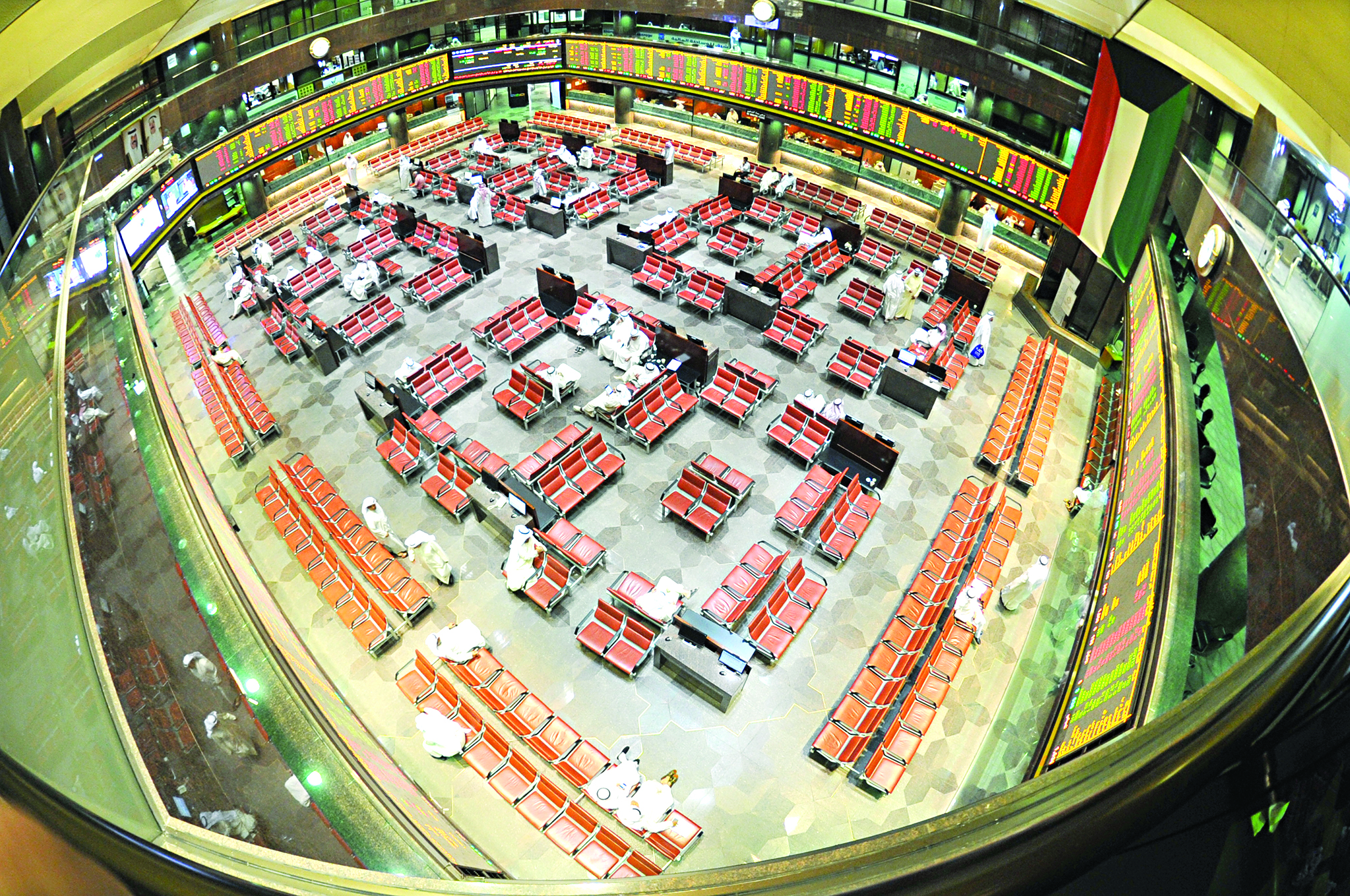 u0639u064au0646 u0627u0644u0623u062cu0627u0646u0628 u0639u0644u0649 u062au062du0631u064au0631 u0628u0648u0631u0635u0629 u0627u0644u0643u0648u064au062at(u062au0635u0648u064au0631 u0633u0639u062f u0647u0646u062fu0627u0648u064a)