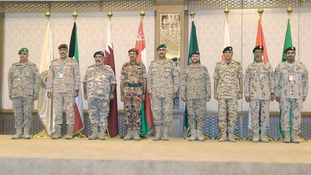 رؤساء الأركان في لقطة تذكارية على هامش الاجتماع