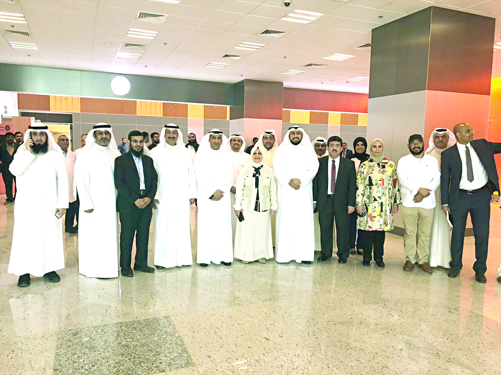 الوفد في لقطة جامعة