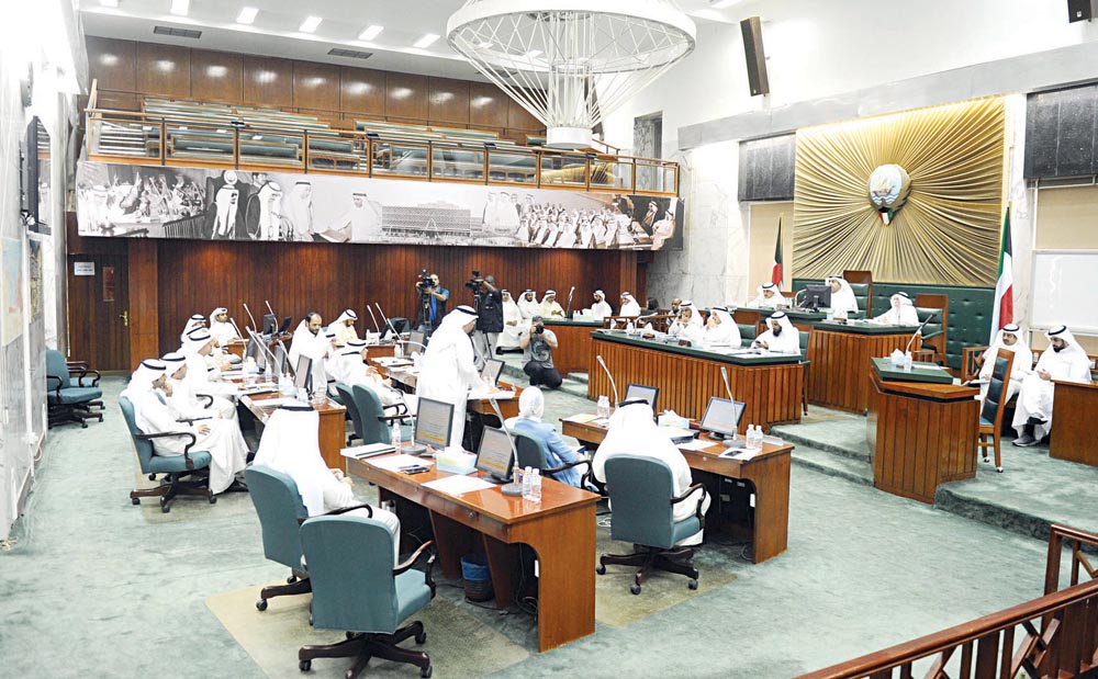 u062cu0627u0646u0628 u0645u0646 u0627u0644u062cu0644u0633u0629 u0623u0645u0633 t( u062au0635u0648u064au0631  u0623u0633u0639u062f u0639u0628u062fu0627u0644u0644u0647)