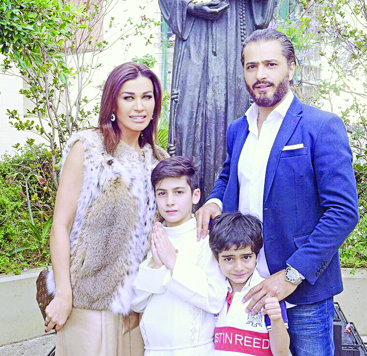مع نادين الراسي وابنيهما