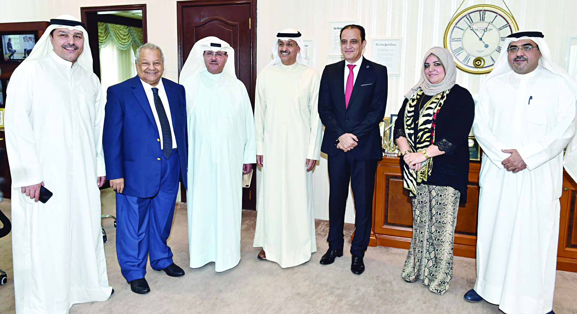 u0637u0627u0631u0642 u0627u0644u0645u0632u0631u0645 u0645u062au0648u0633u0637u0627u064b u0627u0644u0641u0646u062fu064a u0648u0627u0644u0645u0628u0627u0631u0643 u0648u0627u0644u0628u0639u064au062cu0627u0646 u0648u0627u0644u0636u064au0648u0641 u0627u0644u0645u0635u0631u064au064au0646 t(u062au0635u0648u064au0631 u0633u0639u062f u0647u0646u062fu0627u0648u064a)