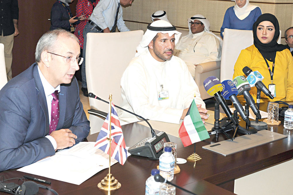 u0627u0644u0623u062du0645u062f u0648u0627u0644u0633u0641u064au0631 u062fu0627u0641u0646u0628u0648u0631u062a u062eu0644u0627u0644 u0627u0644u0627u062cu062au0645u0627u0639 