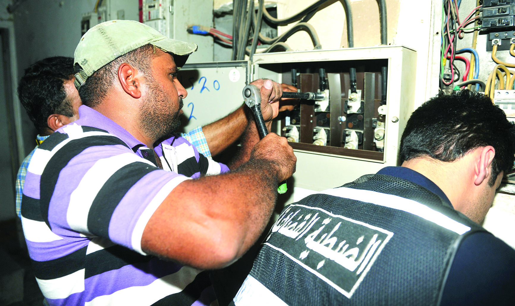 قطع للتيار الكهربائي   		(تصوير سعد هنداوي)