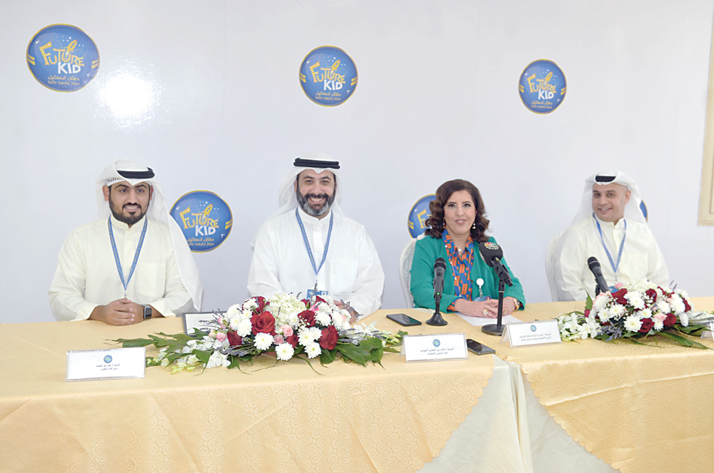 u062cu0627u0646u0628 u0645u0646 u0627u0644u0645u0624u062au0645u0631 u0627u0644u0635u062du0627u0641u064at                   (u062au0635u0648u064au0631 u0633u0639u062f u0647u0646u062fu0627u0648u064a)