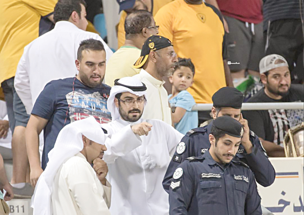 u0641u0647u062f u0637u0644u0627u0644 u064au0637u0644u0628 u0645u0646 u0631u062cu0627u0644 u0627u0644u0623u0645u0646 u0627u0644u0627u0628u062au0639u0627u062f u0639u0646 u0631u0627u0628u0637u0629 u0627u0644u0645u0634u062cu0639u064au0646t (u062au0635u0648u064au0631 u0627u0644u0645u0631u0643u0632 u0627u0644u0625u0639u0644u0627u0645u064a u0644u0646u0627u062fu064a u0627u0644u0642u0627u062fu0633u064au0629)