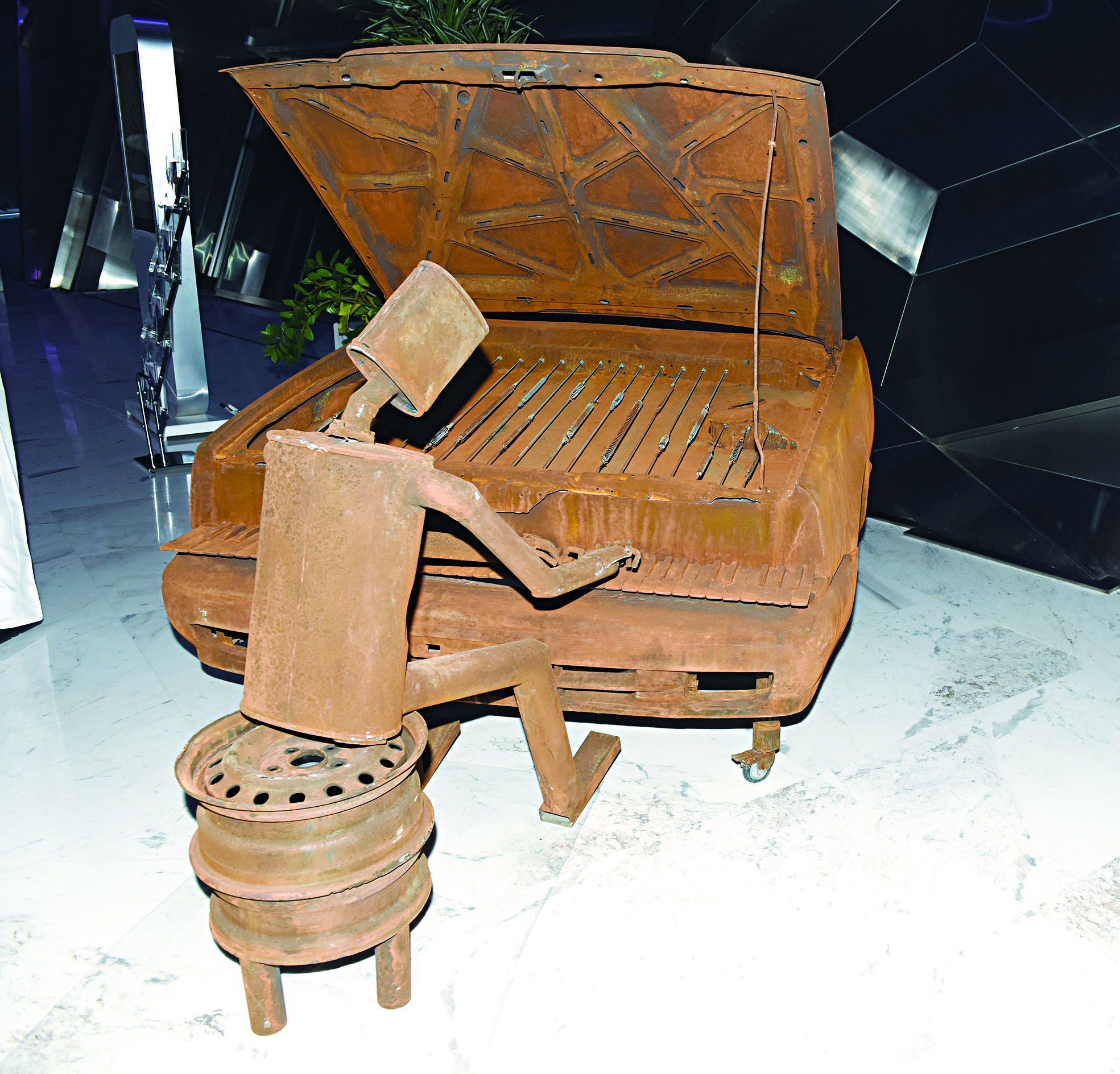 أحد الأعمال الفنية 