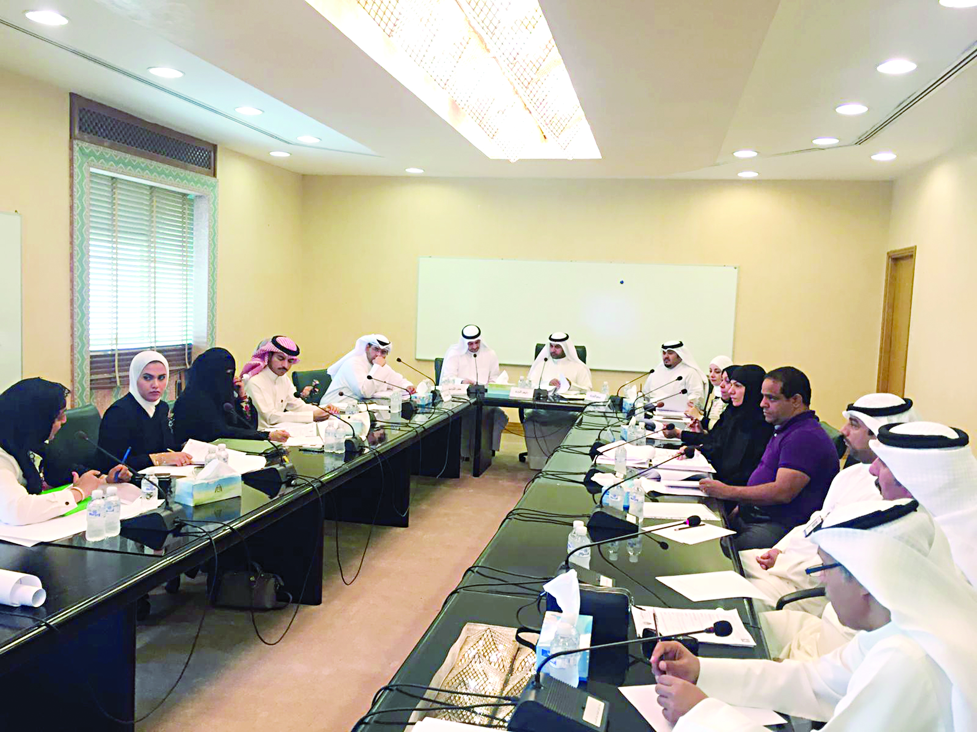 u062cu0627u0646u0628 u0645u0646 u0627u062cu062au0645u0627u0639 u0644u062cu0646u0629 u0627u0644u0641u0631u0648u0627u0646u064au0629